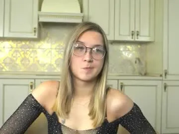 sussi_sotto – webcam model profile photo Image 14