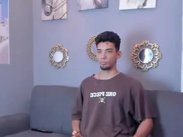 mayumichan13 – webcam model profile photo Image 11