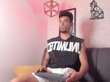 mayumichan13 – webcam model profile photo Image 8