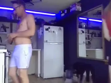 TOP_po – webcam model profile photo Image 8