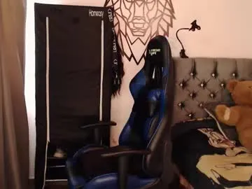 HopeHeaven – webcam model profile photo Image 12