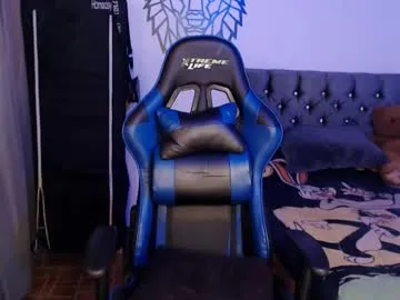 HopeHeaven – webcam model profile photo Image 9