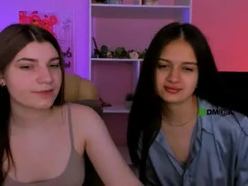 caroline_eclipse – webcam model profile photo Image 9