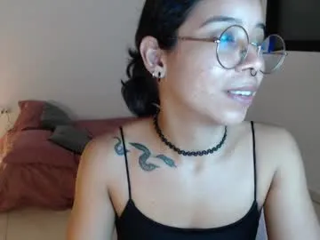 sigmasian – webcam model profile photo Image 16