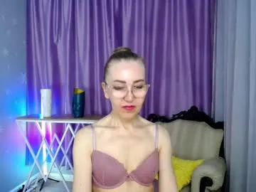 EvieEvans – webcam model profile photo Image 5