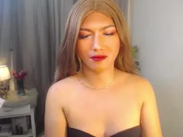 crystaldiva01 – webcam model profile photo Image 2