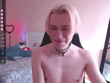 IORio2 – webcam model profile photo Image 3