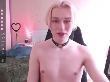 IORio2 – webcam model profile photo Image 7