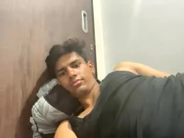 mayadashaaa – webcam model profile photo Image 3