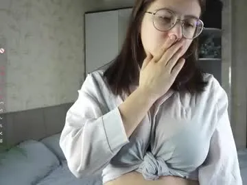 xoxo_cherry1 – webcam model profile photo Image 12