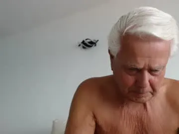 Suhu_love – webcam model profile photo Image 3