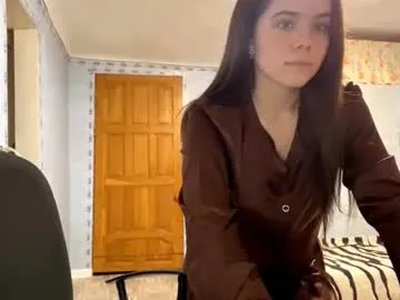 hina_porn – webcam model profile photo Image 5