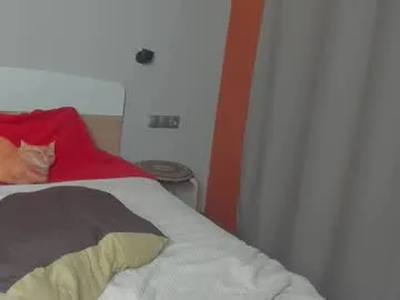 IORio2 – webcam model profile photo Image 2