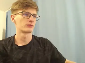 Girl-Pleasure – webcam model profile photo Image 6