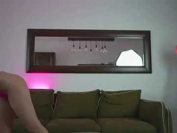 NA-KAREN-V8 – webcam model profile photo Image 9