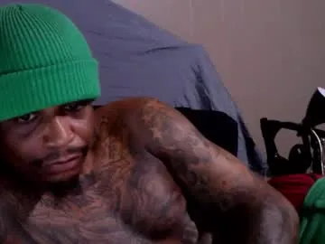 zincky – webcam model profile photo Image 15