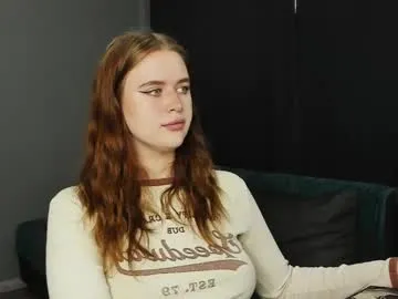 shy_suchka – webcam model profile photo Image 3