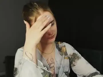 shy_suchka – webcam model profile photo Image 5