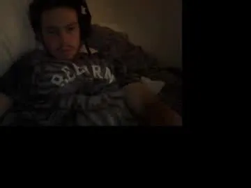 kitty_krush – webcam model profile photo Image 3