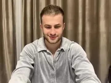 Ninjainia – webcam model profile photo Image 15