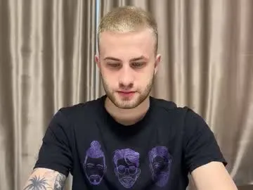 Ninjainia – webcam model profile photo Image 6