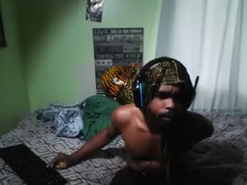 kpo10 – webcam model profile photo Image 16