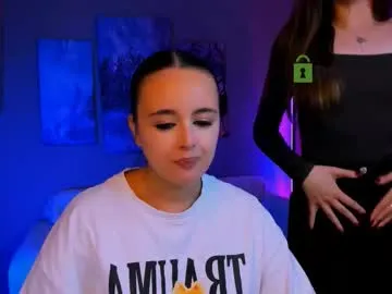 IORio2 – webcam model profile photo Image 19