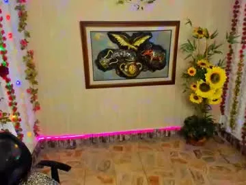 alaia_soul_ – webcam model profile photo Image 3