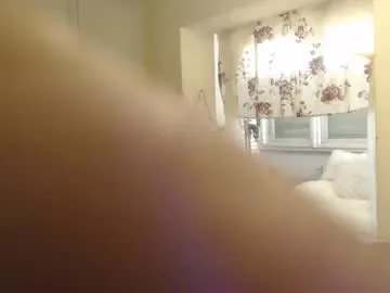 lucretiaburnaugh – webcam model profile photo Image 1