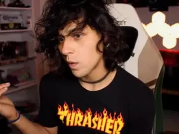 ryanfc85 – webcam model profile photo Image 7