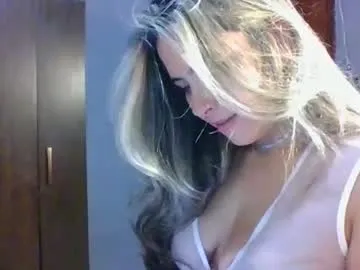 EvieEvans – webcam model profile photo Image 15