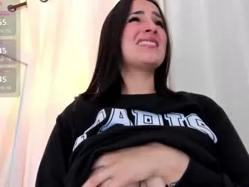 little_effy18_ – webcam model profile photo Image 12