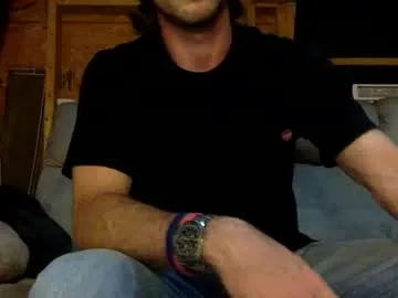 IORio2 – webcam model profile photo Image 16