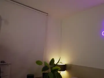 Sweety-couple – webcam model profile photo Image 2