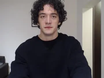 IORio2 – webcam model profile photo Image 11