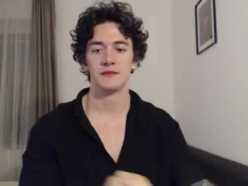 IORio2 – webcam model profile photo Image 13