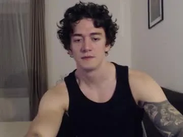 IORio2 – webcam model profile photo Image 15