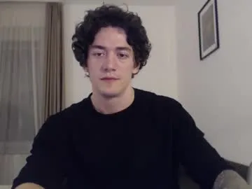 IORio2 – webcam model profile photo Image 16