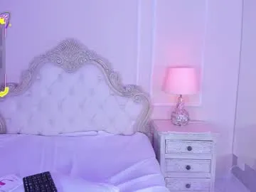 alanajones1 show preview Image 8