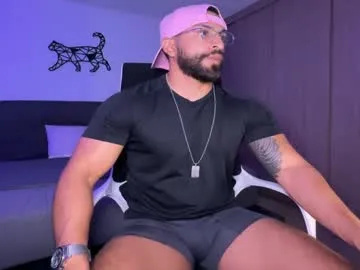 octavarium211 – webcam model profile photo Image 11