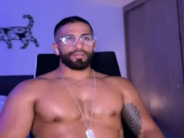 octavarium211 – webcam model profile photo Image 4