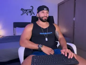 octavarium211 – webcam model profile photo Image 6