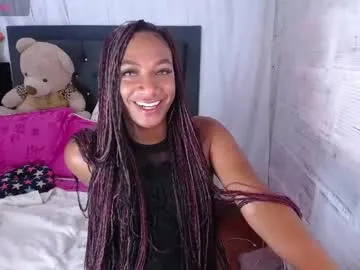 uwuxo – webcam model profile photo Image 7