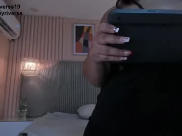 molly_mee – webcam model profile photo Image 12