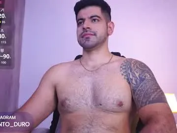 wolfan_sky – webcam model profile photo Image 10