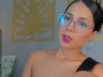 sara_castro24 – webcam model profile photo