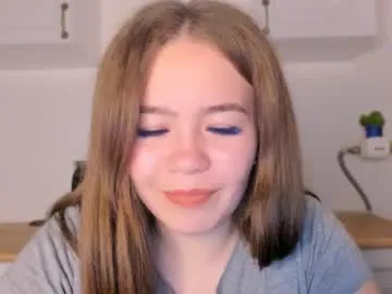 Linnea – webcam model profile photo Image 6