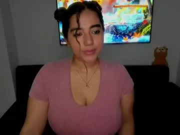 arrinawair – webcam model profile photo Image 7