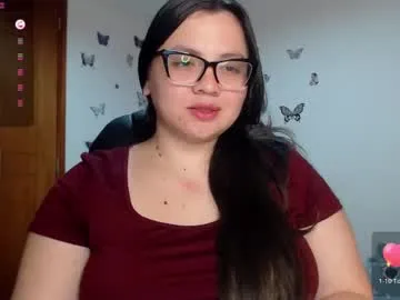 violetta_nur – webcam model profile photo Image 14