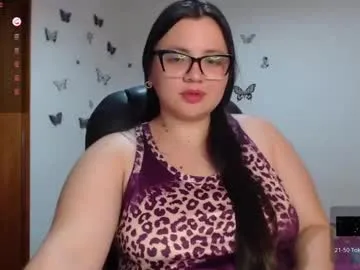 violetta_nur – webcam model profile photo Image 19